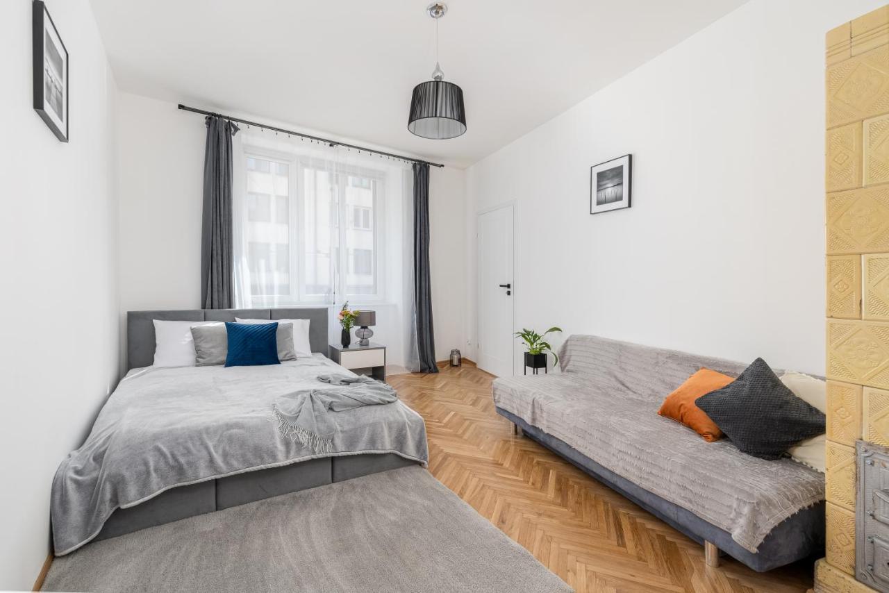 Corner Apartments Near Vistula River Красков Екстериор снимка