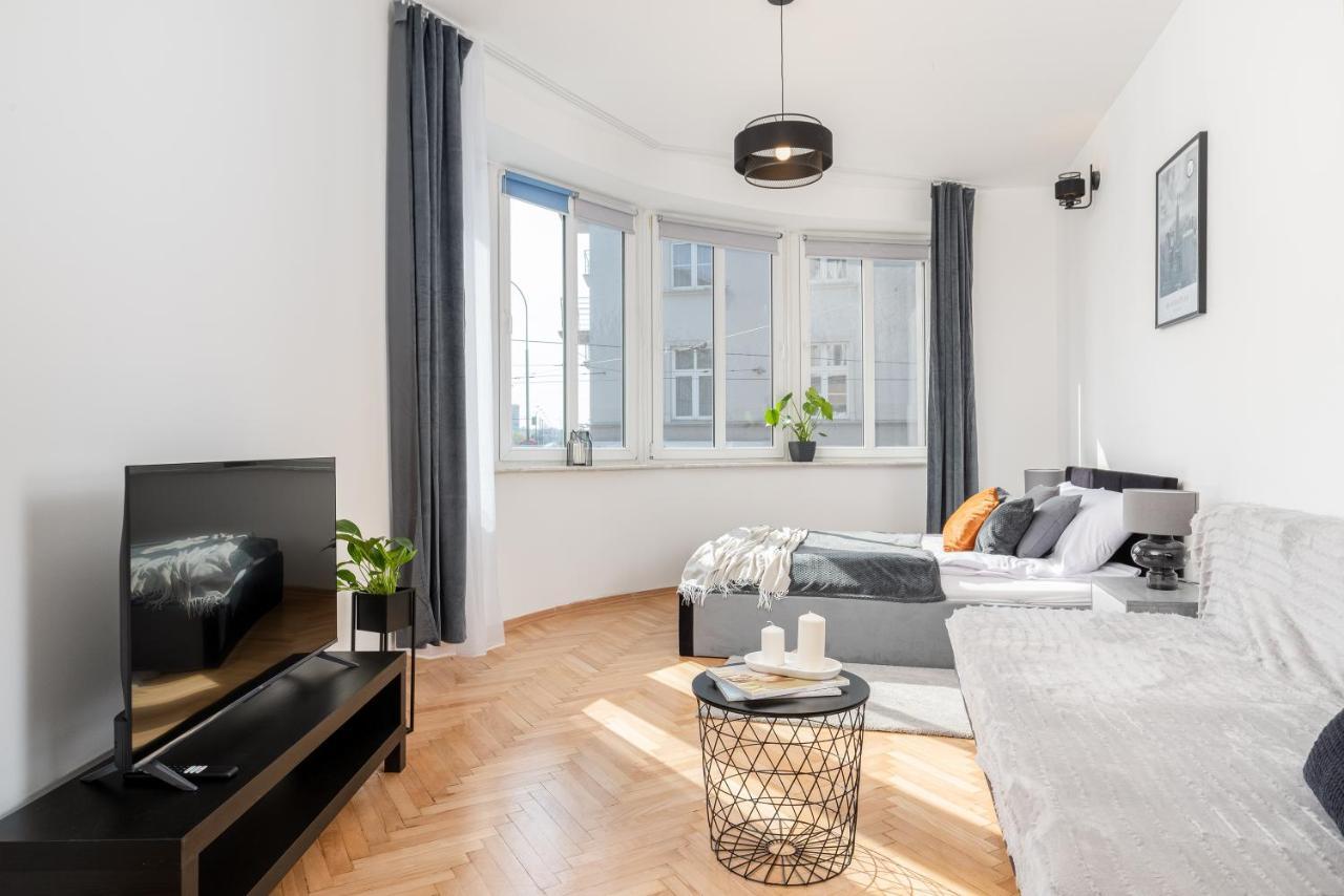Corner Apartments Near Vistula River Красков Екстериор снимка