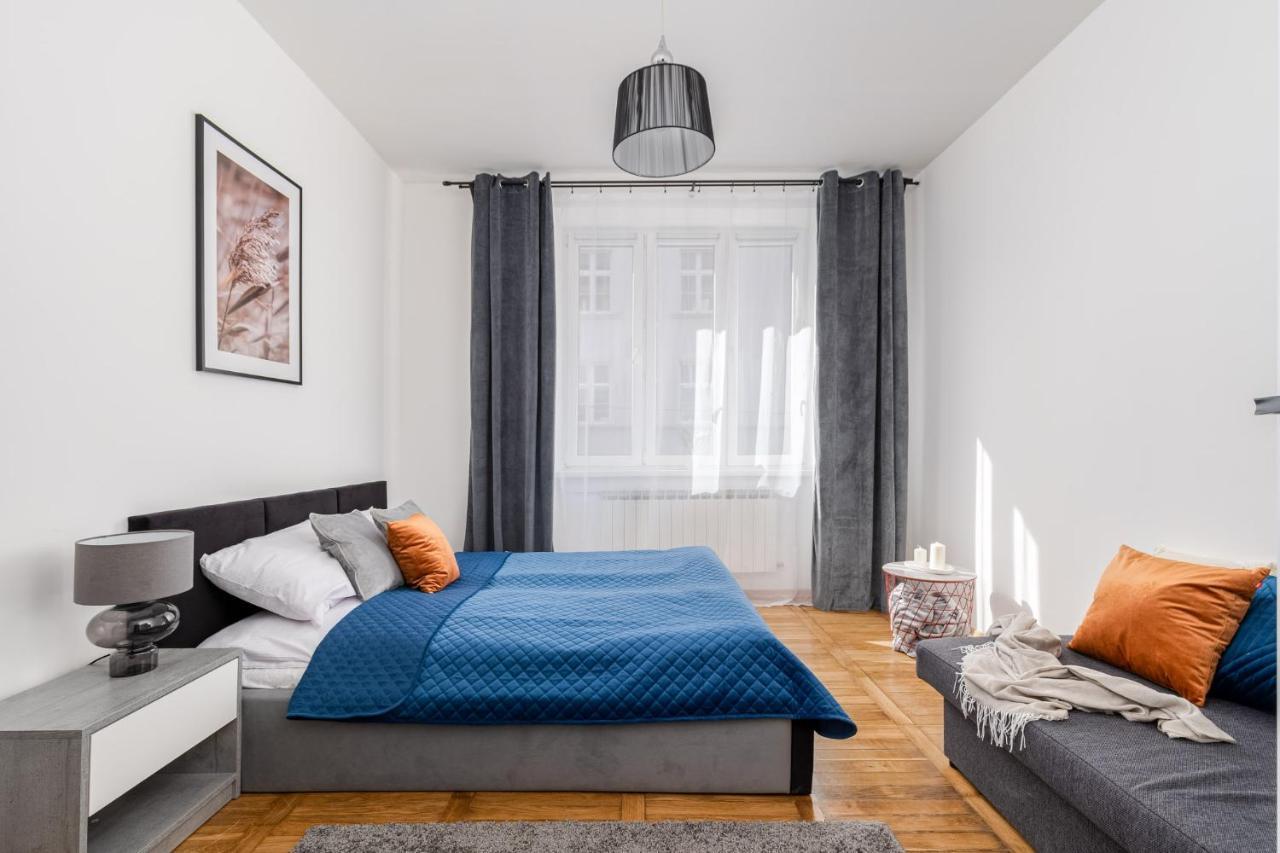 Corner Apartments Near Vistula River Красков Екстериор снимка